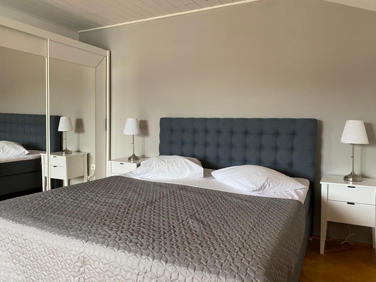 Apartements And Rooms Next To The Sea - Belveder Rab Supetarska Draga Esterno foto