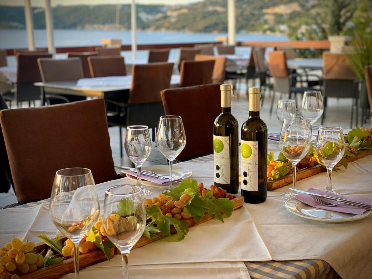 Apartements And Rooms Next To The Sea - Belveder Rab Supetarska Draga Esterno foto